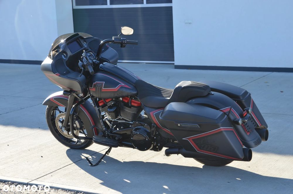 Harley-Davidson Touring Road Glide - 3