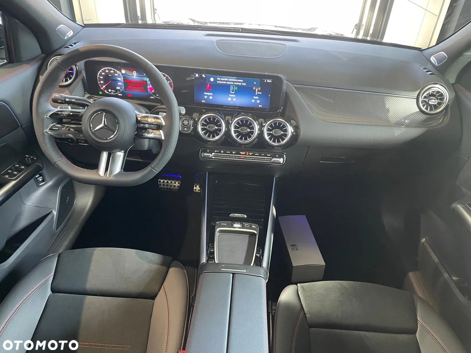 Mercedes-Benz GLA 250 4-Matic AMG Line - 8