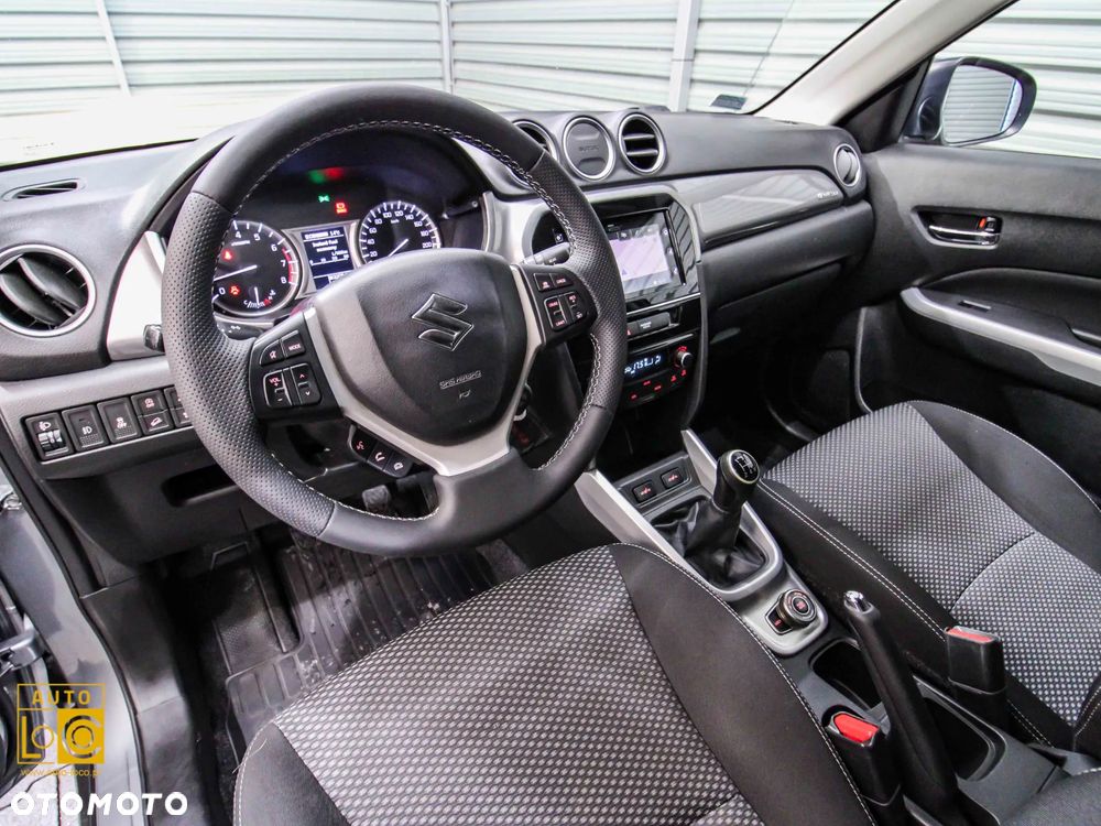 Suzuki Vitara 1.6 Premium 4WD - 17