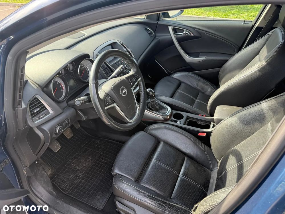 Opel Astra 1.4 Turbo Innovation - 19