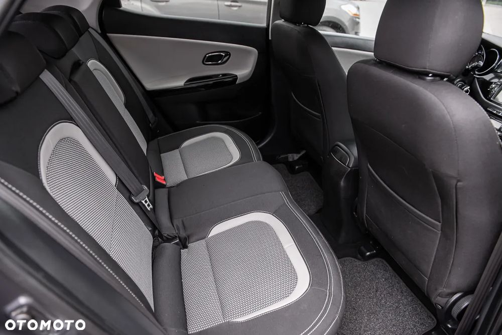 Kia Ceed - 28
