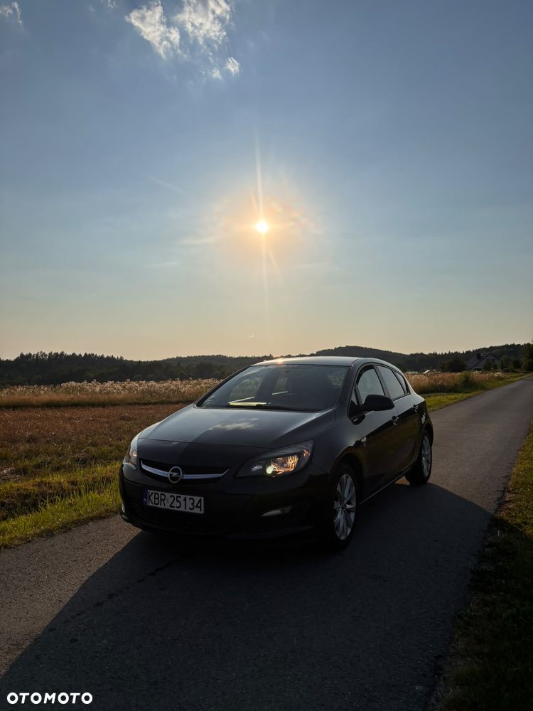 Opel Astra 1.4 - 4