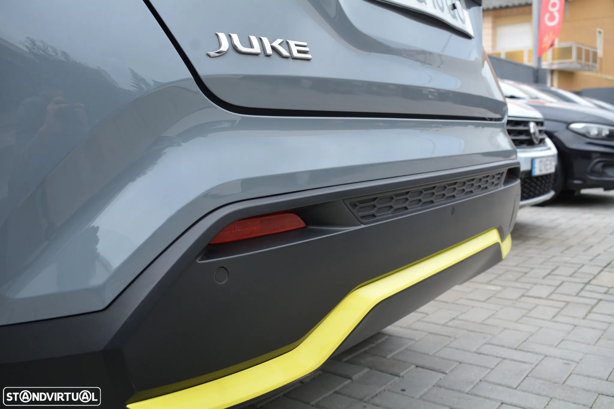Nissan Juke 1.0 DIG-T Kiiro - 17