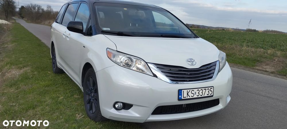 Toyota Sienna 3.5 V6 XLE AWD - 5