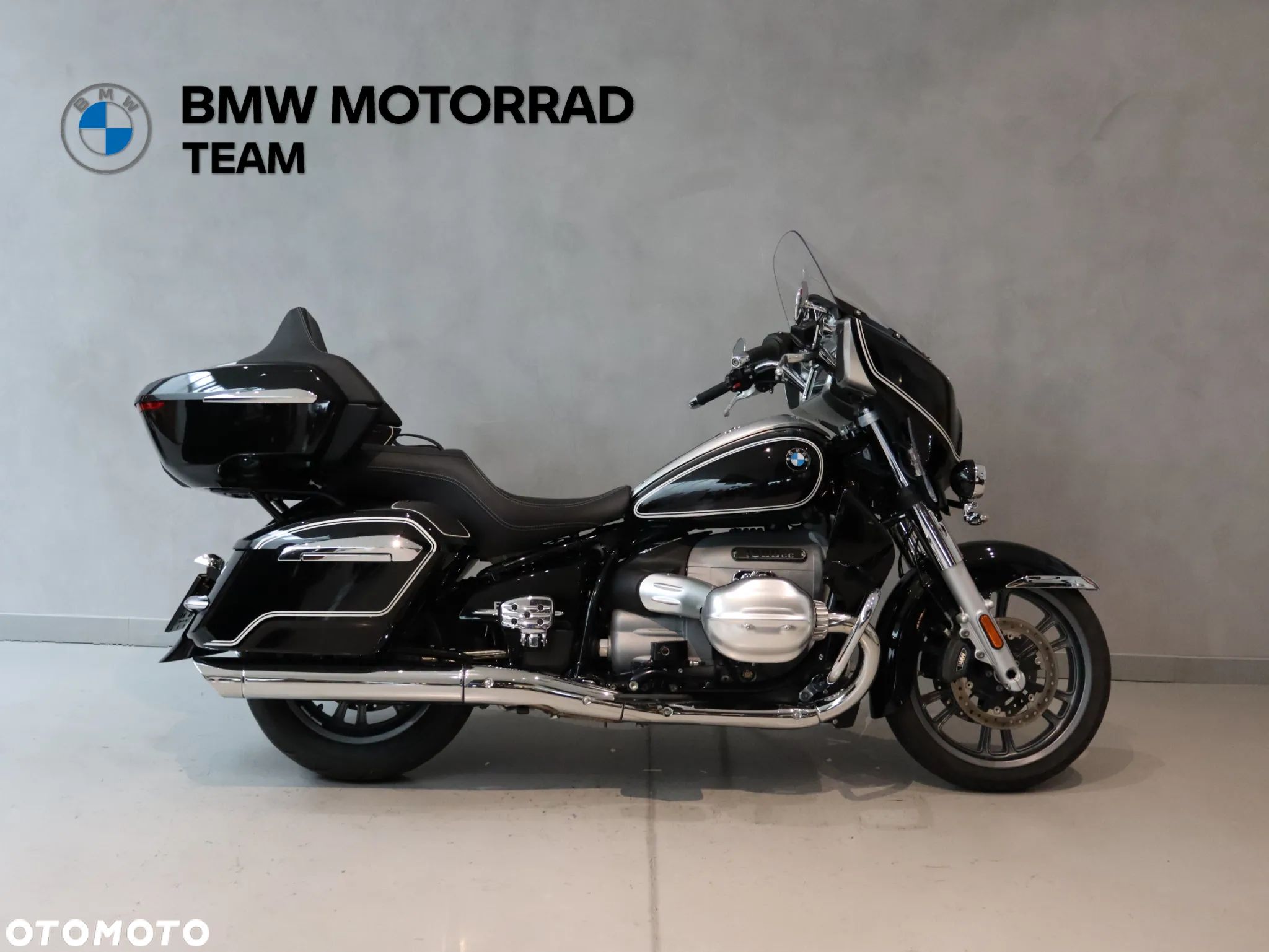 BMW R - 1