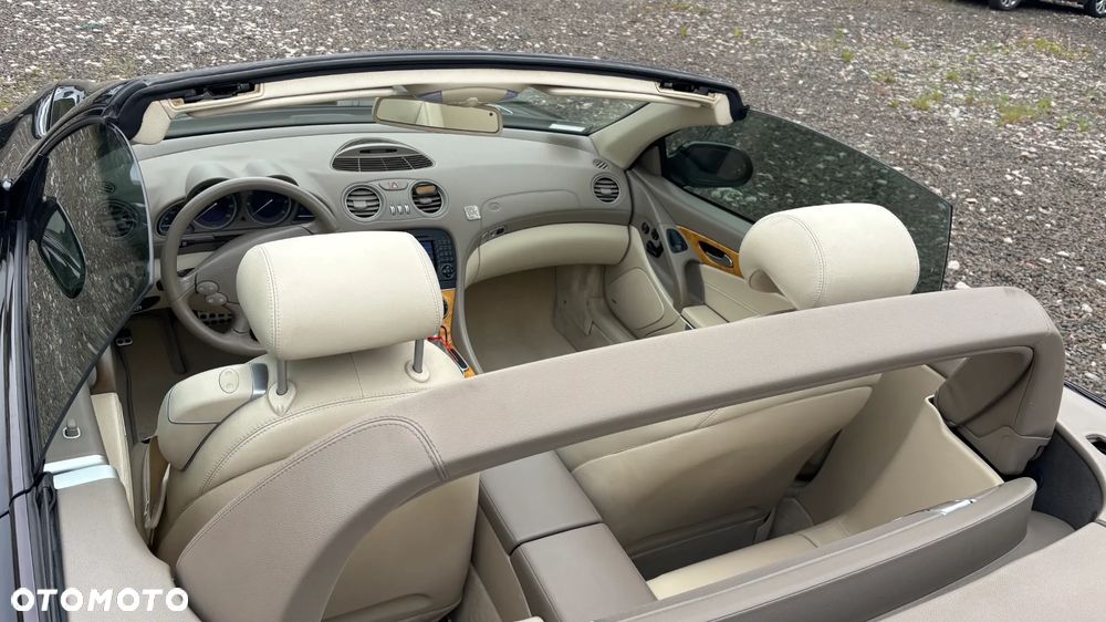 Mercedes-Benz SL 500 - 16