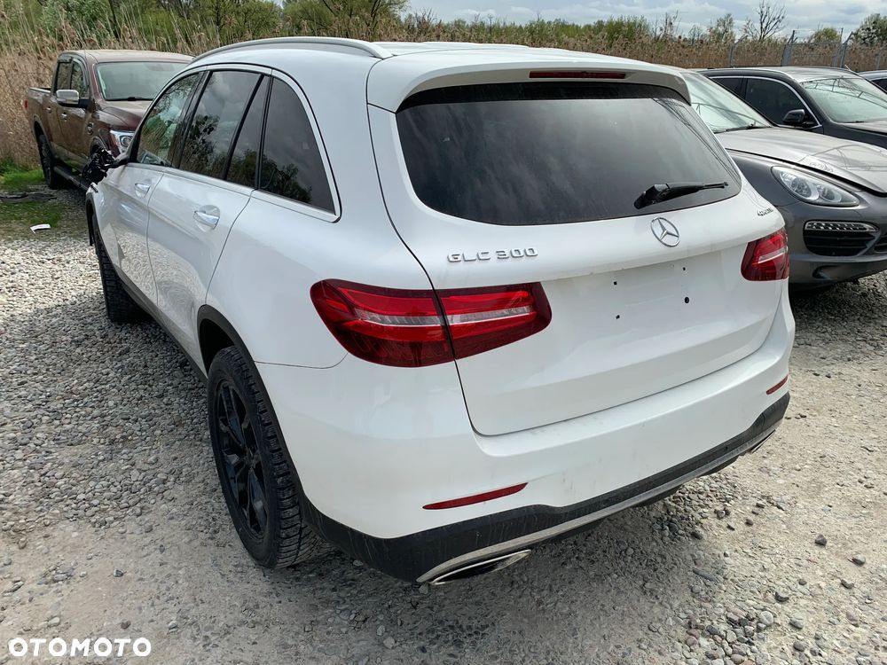 Mercedes-Benz GLC - 2