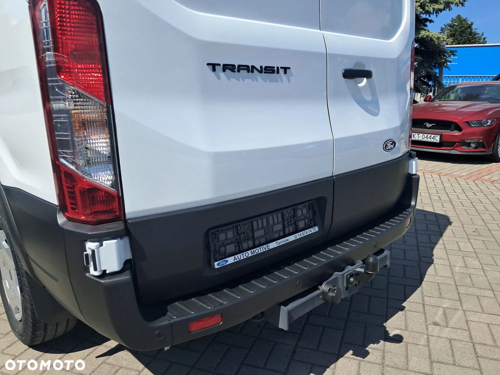 Ford Transit - 24