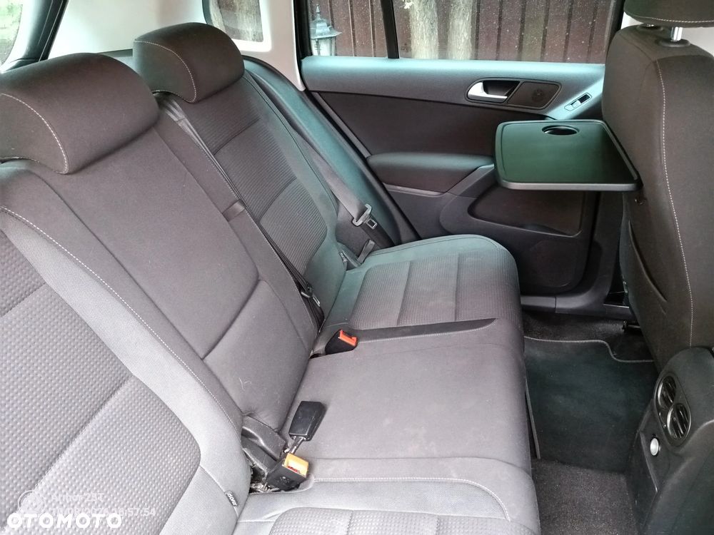 Volkswagen Tiguan - 2