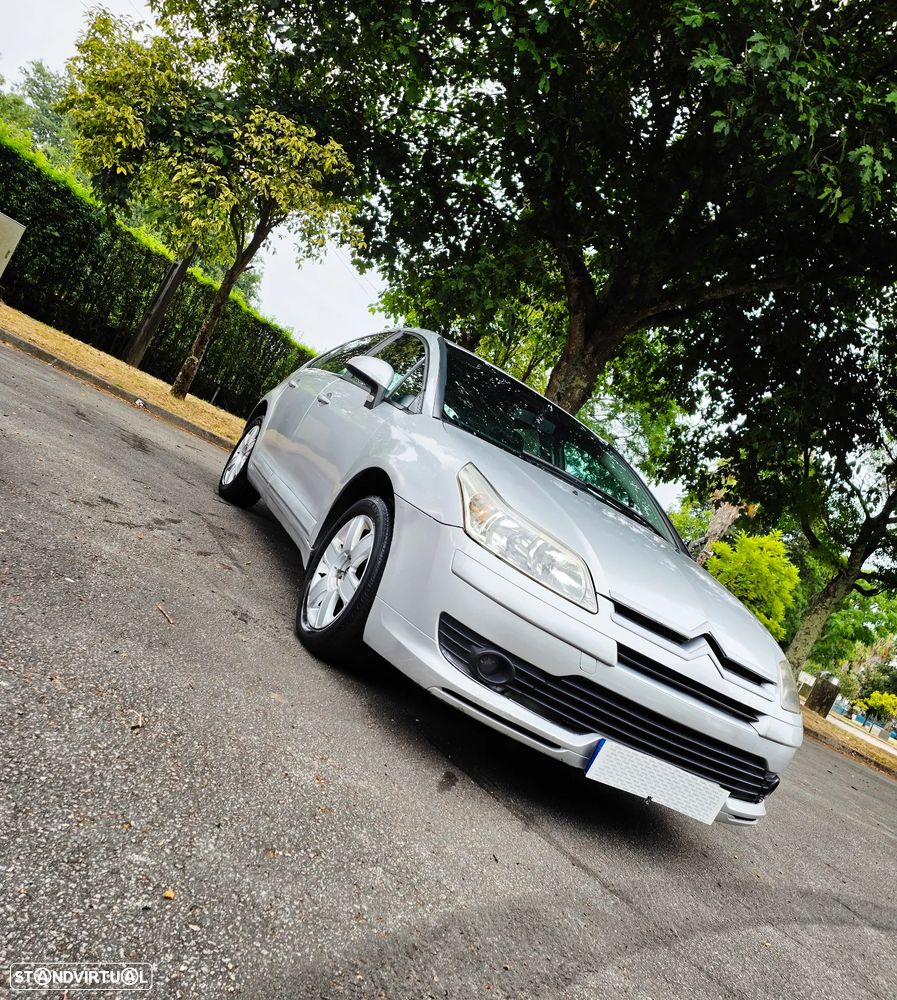 Citroën C4 1.6 HDi Exclusive - 8