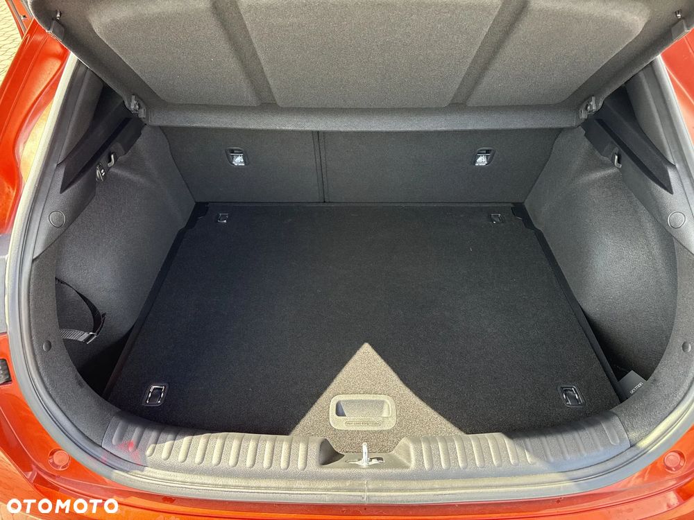 Kia XCeed 1.5 T-GDI M - 18