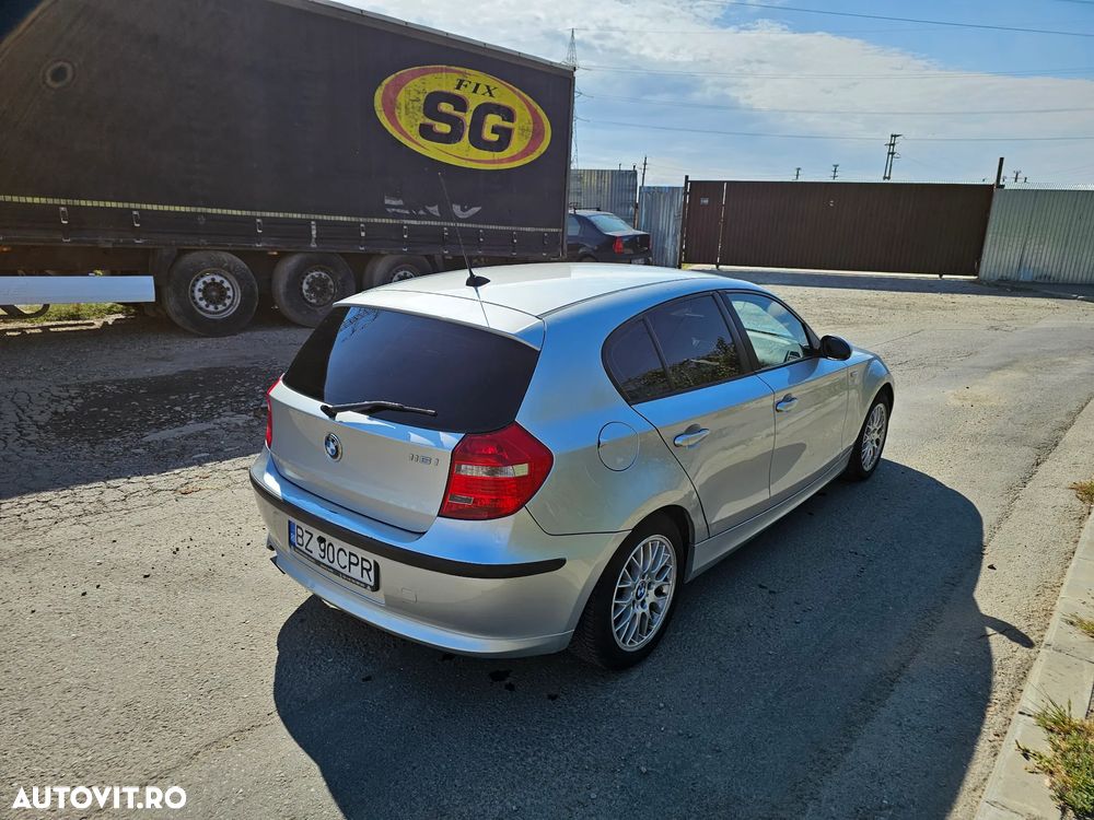 BMW Seria 1 116i - 16