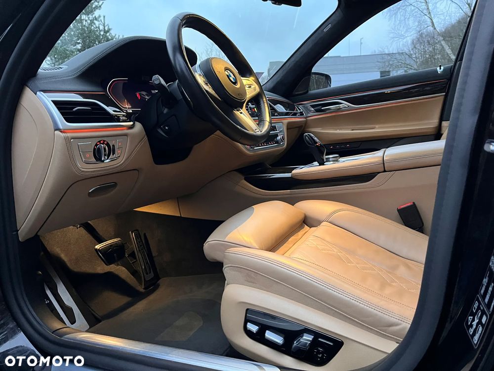 BMW Seria 7 740d xDrive - 15