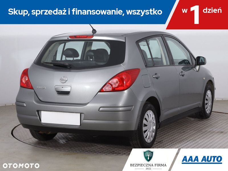 Nissan Tiida - 7