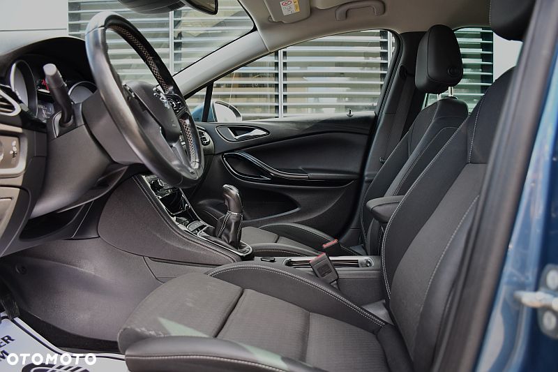 Opel Astra 1.4 Turbo Start/Stop Innovation - 10