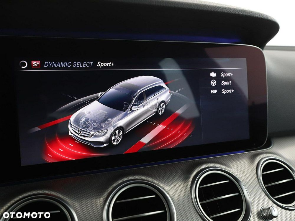 Mercedes-Benz Klasa E 250 9G-TRONIC Avantgarde - 25