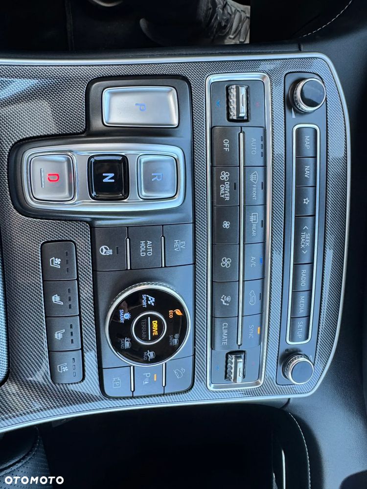 Hyundai Santa Fe 1.6 Plugin-Hybrid 4WD Prime - 13