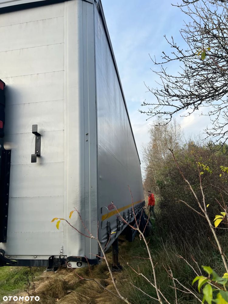 Schmitz Cargobull SCB*S3T - 22