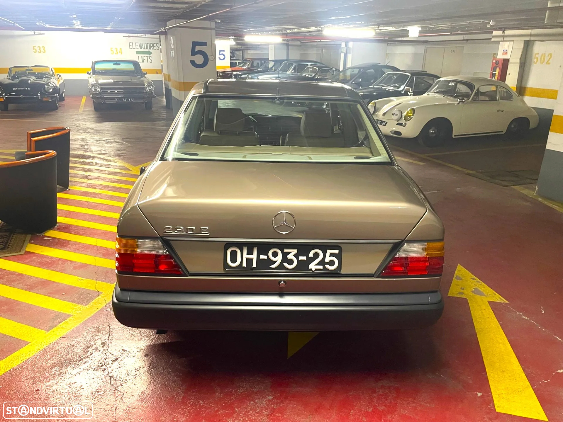 Mercedes-Benz 230 E - 3