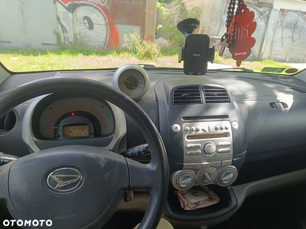 Daihatsu Sirion 1.3 - 7