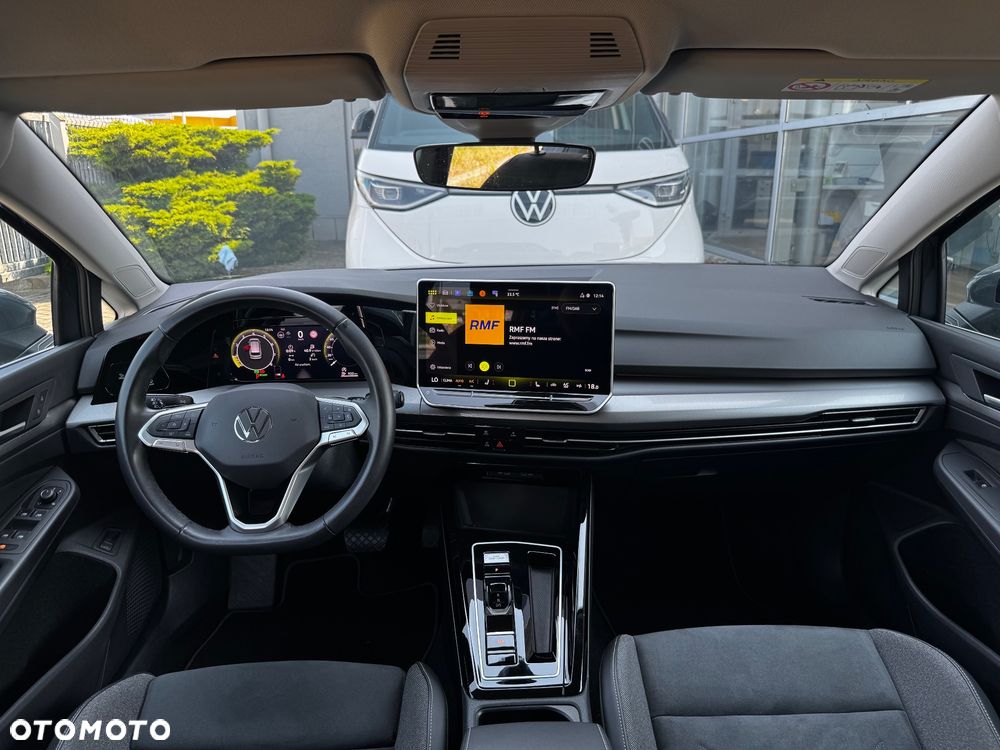 Volkswagen Golf 1.5 eTSI EVO Style DSG - 8