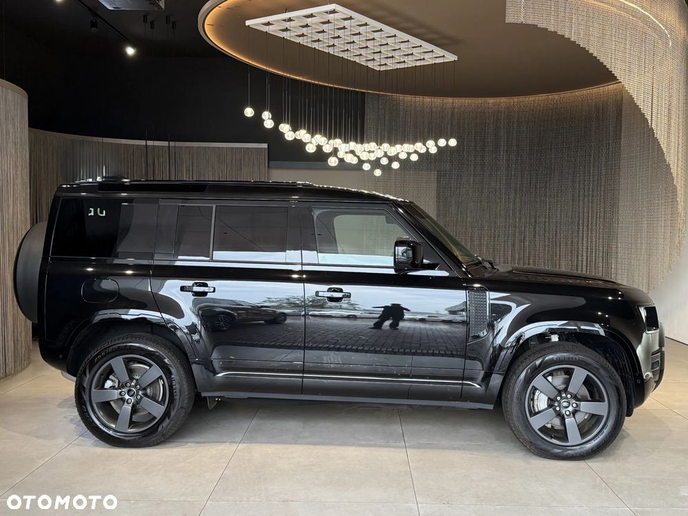 Land Rover Defender 3.0 D300 mHEV X-Dynamic HSE - 5
