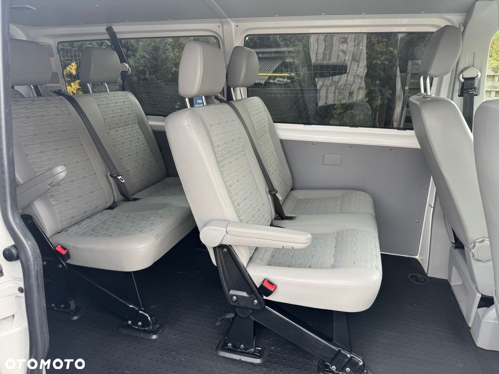 Volkswagen Transporter California Beach - 24
