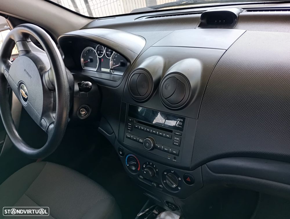 Chevrolet Aveo 1.2 L - 4