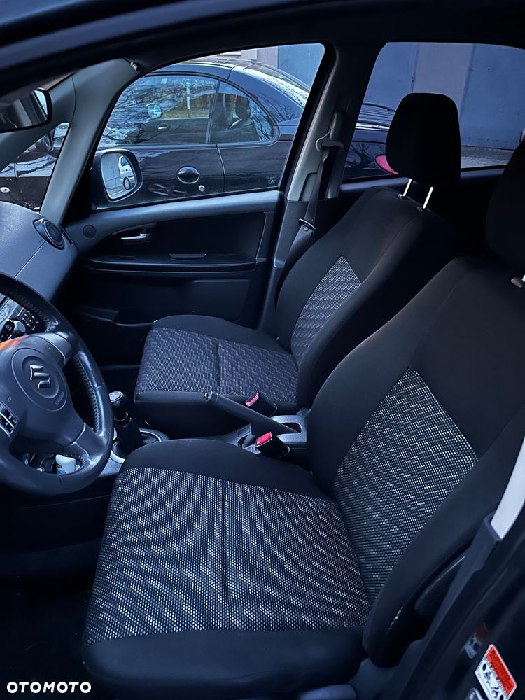 Suzuki SX4 1.6 GLX / Comfort - 8