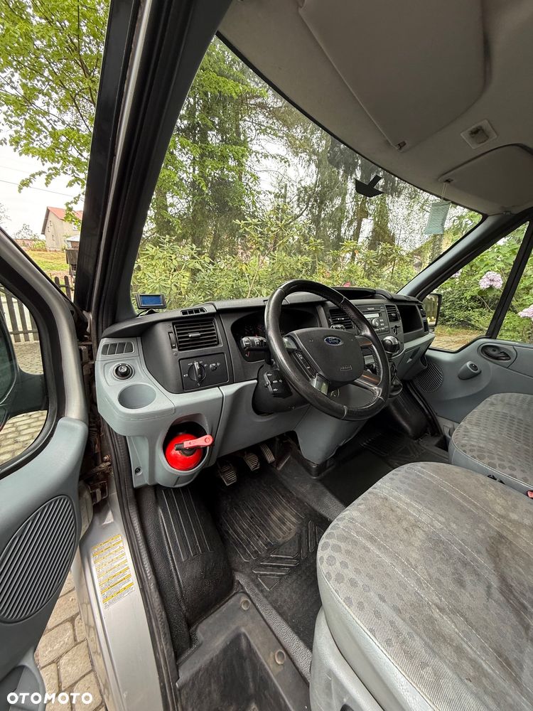 Ford Transit - 8