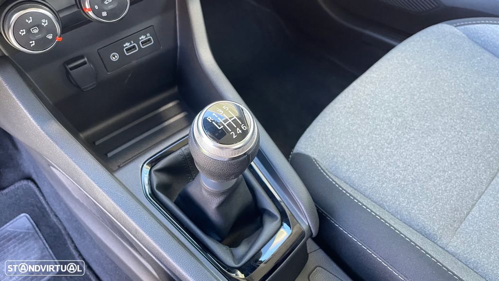 Renault Clio 1.0 TCe Evolution - 22