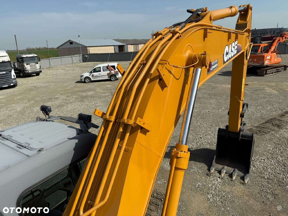 Case CX 210 - 16