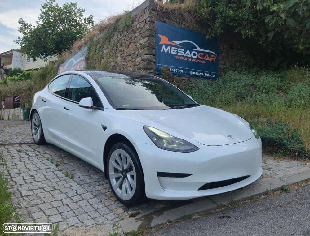 Tesla Model 3 Long Range RWD - 3