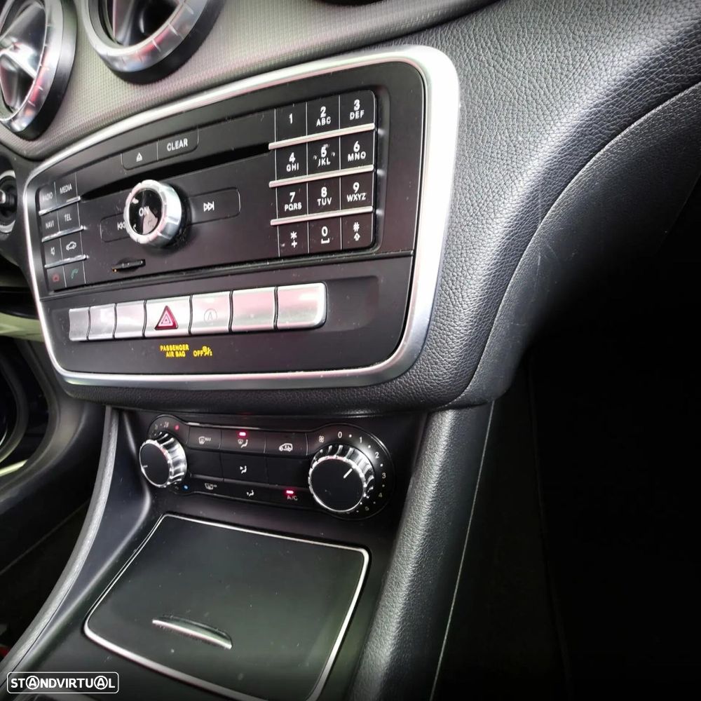 Mercedes-Benz CLA 180 d Shooting Brake - 20