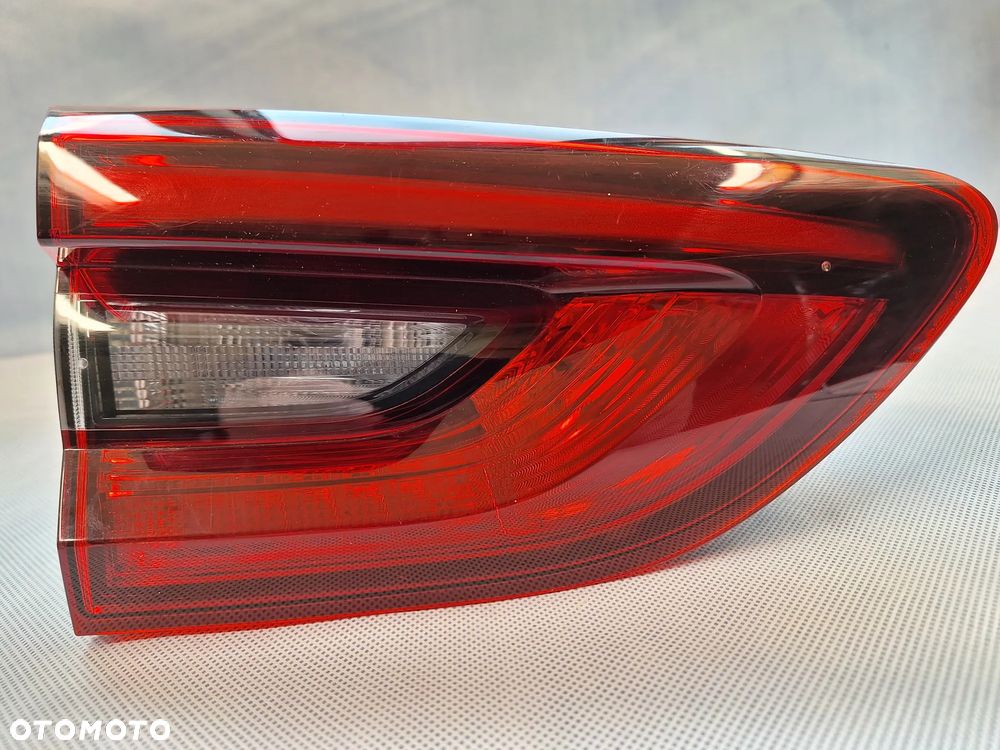 Opel Insignia B Kombi lampa lewa 39107538