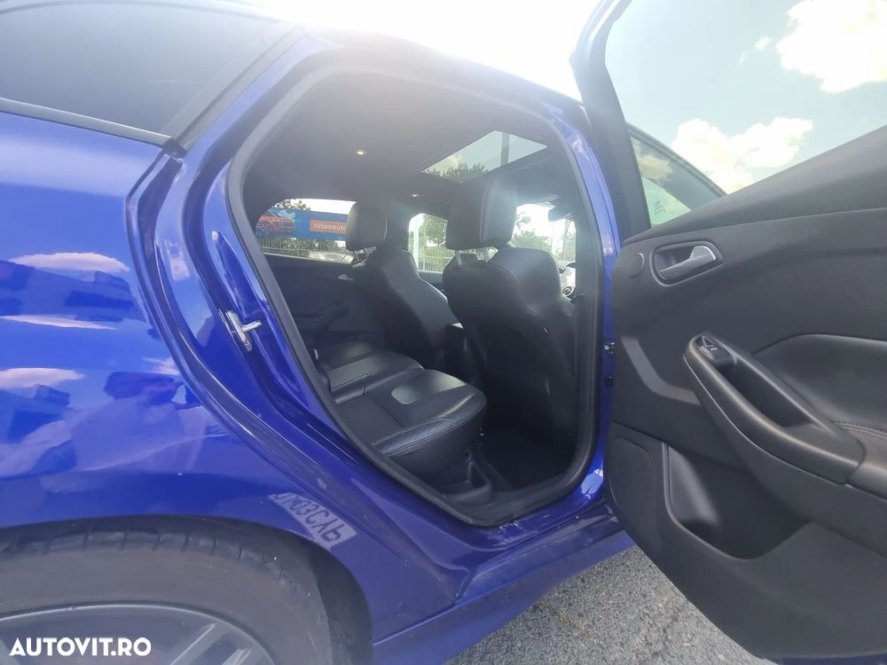 Ford Focus - 14