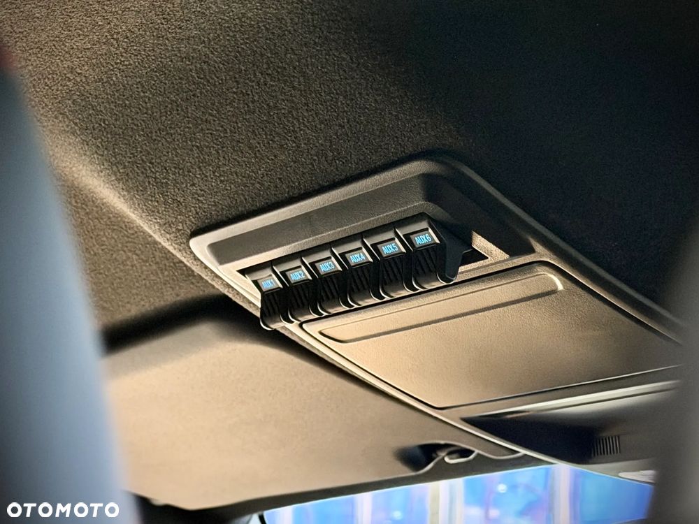 Ford Ranger Raptor - 32