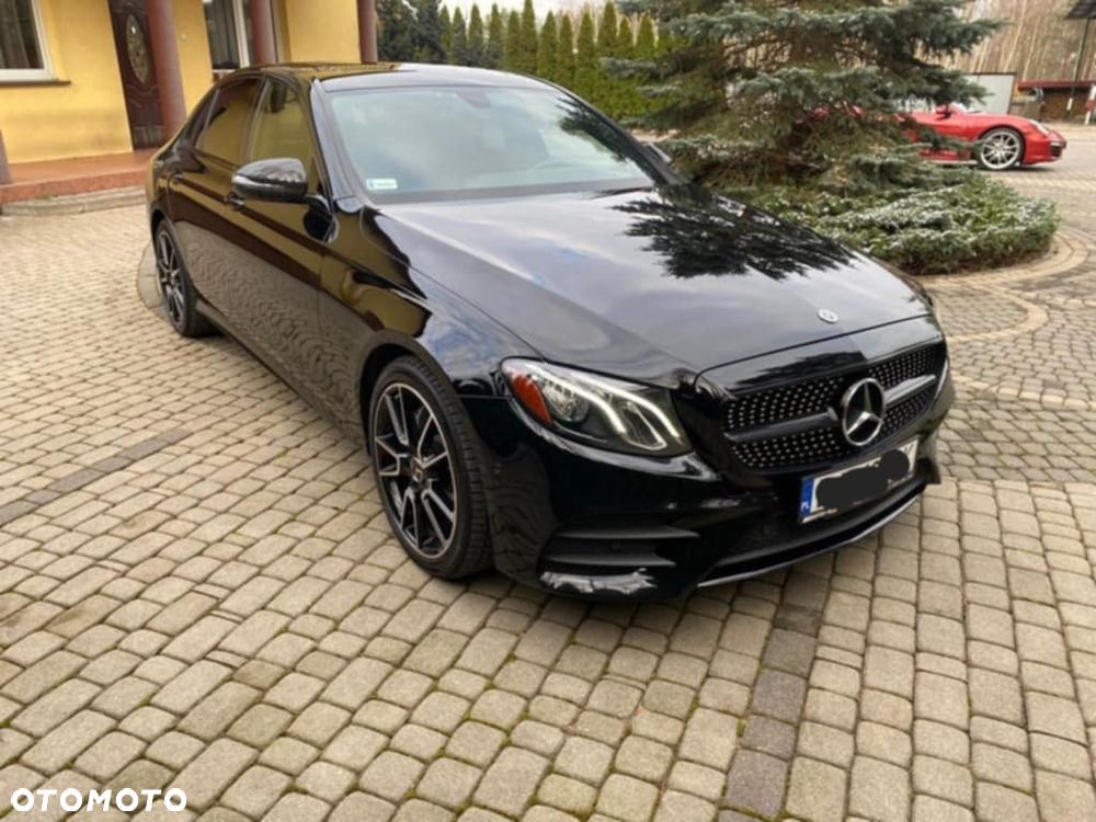 Mercedes-Benz Klasa E 300 9G-TRONIC AMG Line - 16