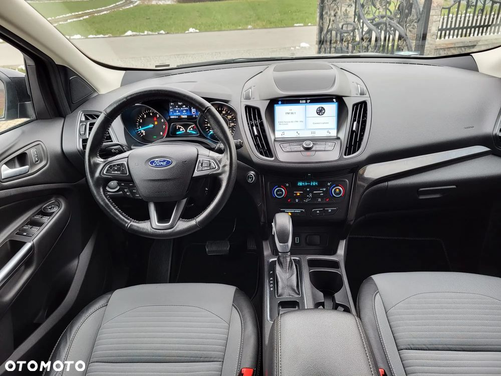 Ford Kuga - 11