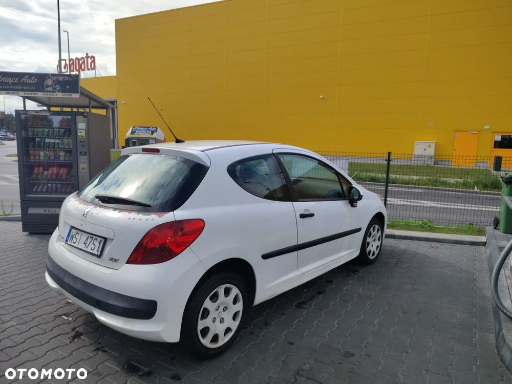 Peugeot 207