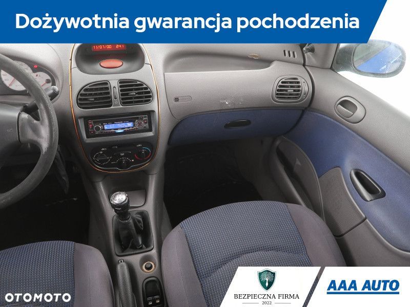 Peugeot 206 - 10