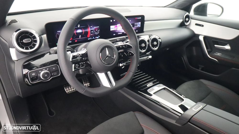 Mercedes-Benz A 180 Limousine d AMG Line Aut. - 26