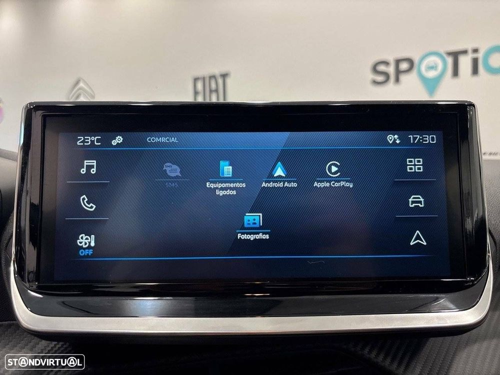 Peugeot 2008 1.2 PureTech Style - 15