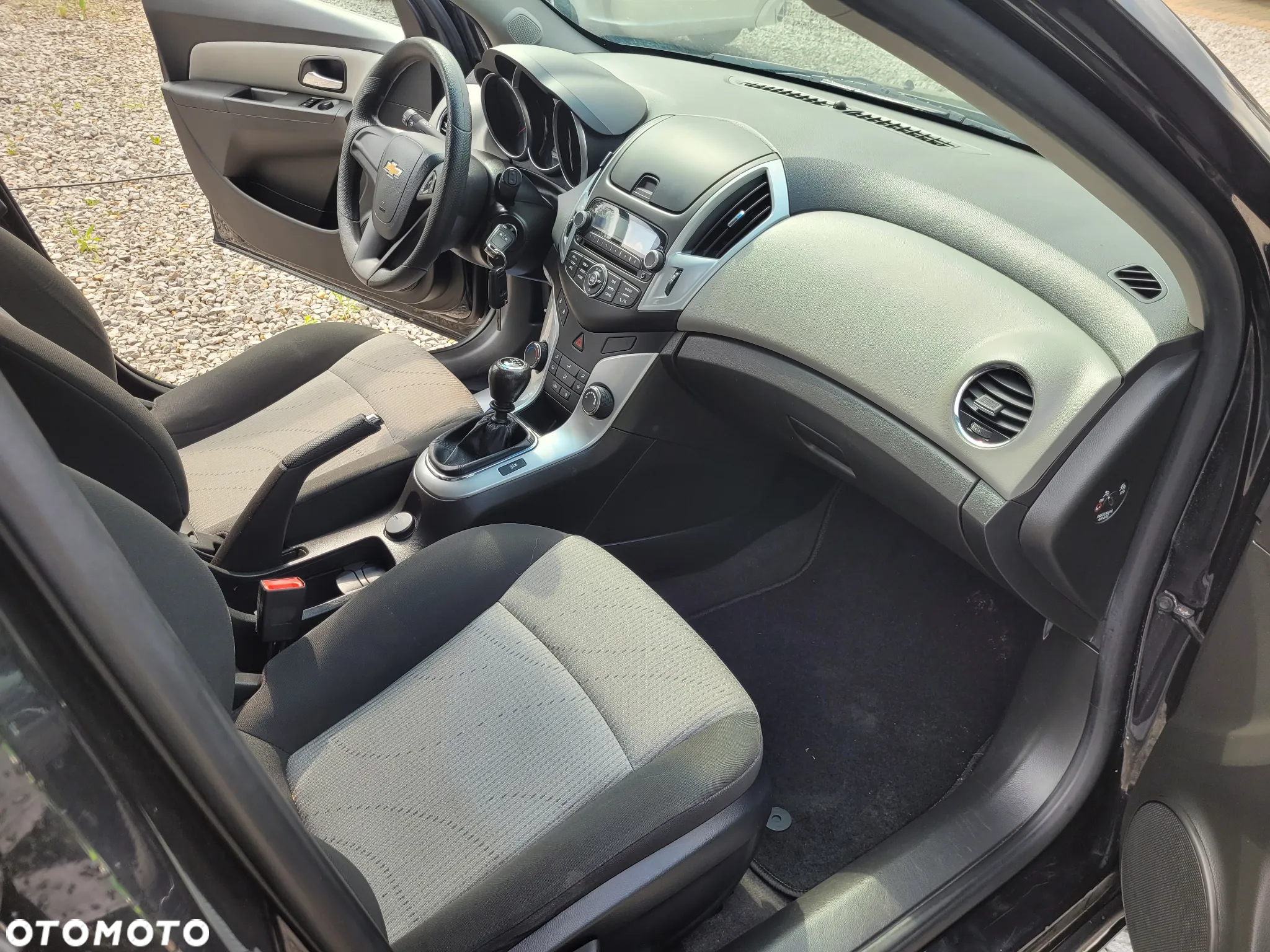 Chevrolet Cruze 1.6 LS - 18