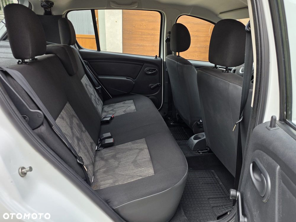 Dacia Sandero 1.2 16V - 13