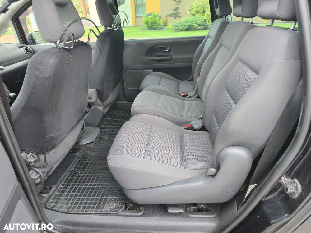 Volkswagen Sharan 1.9 TDI Comfortline Family - 7