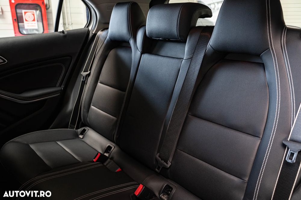Mercedes-Benz GLA 250 7G-DCT UrbanStyle Edition - 7