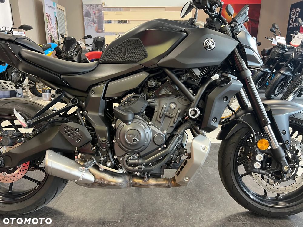 Yamaha MT - 3