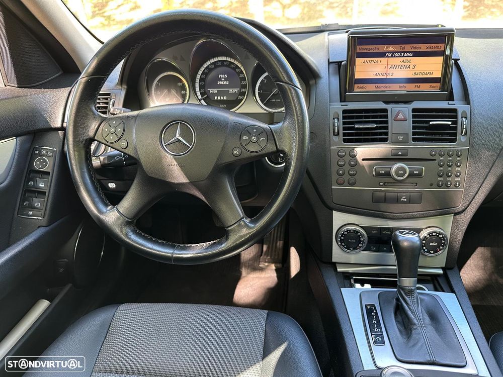 Mercedes-Benz C 350 - 21