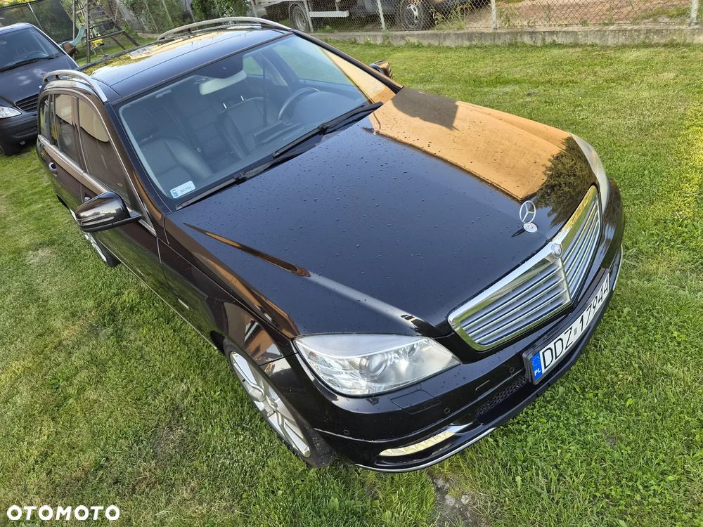 Mercedes-Benz Klasa C 220 CDI DPF BlueEFFICIENCY Avantgarde Edition - 6